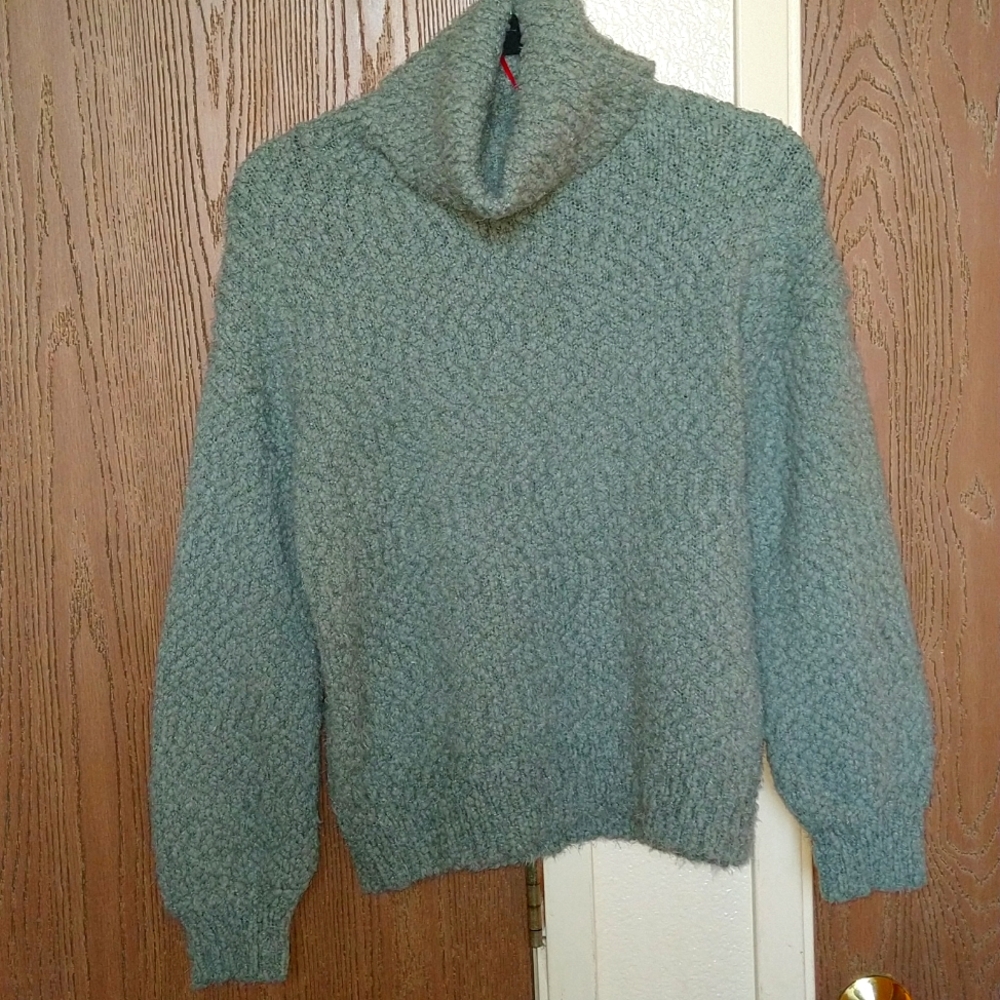 Women's Yes Lola Sage Green Fuzzy Soft Cowl Neck Sweater, size M